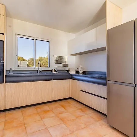 La Ronde Des Soleils Вилла Коти-Кьявари