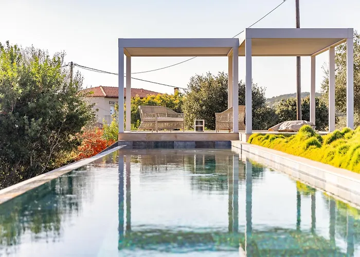 La Ronde Des Soleils Villa